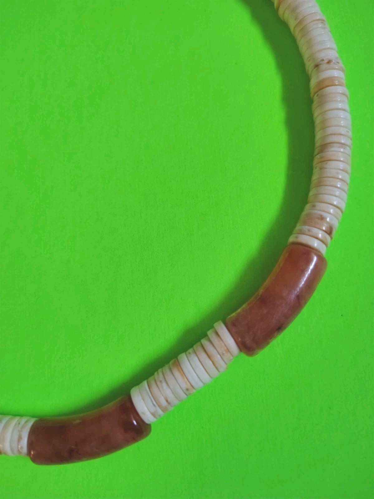 Vintage Plastic AMBER & Plastic Faux Shell HEISHI Beaded Choker Necklace