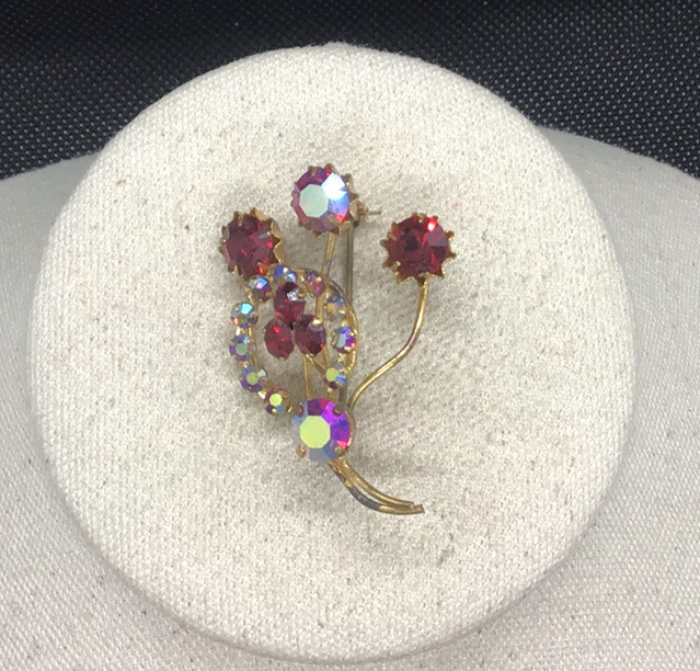 Vintage Gold Tone Costume Red & Iridescent Rhinestone Floral Pin MM956