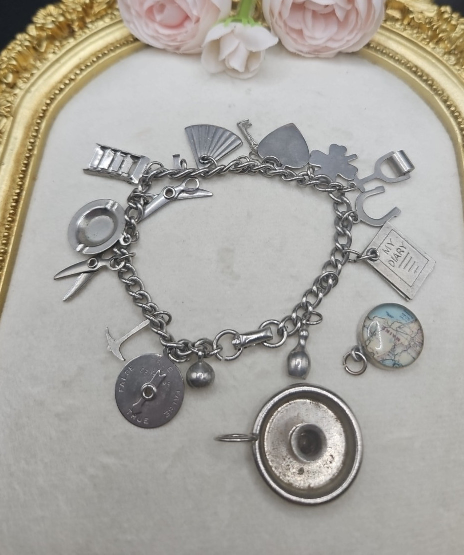 Coro Charm Bracelet Silvertone Vintage 7.25 In 70s 80s Truth Spinner Scissors