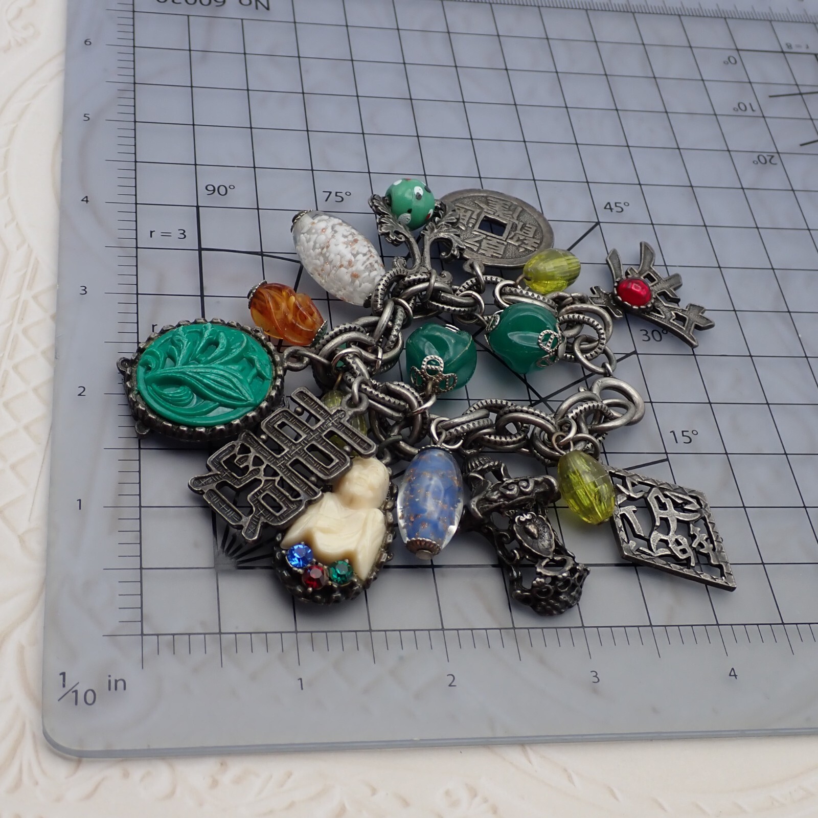 Vtg Buddha Tropicana 16 Charm Beaded Oriental Theme 7″ Silver Tone Bracelet