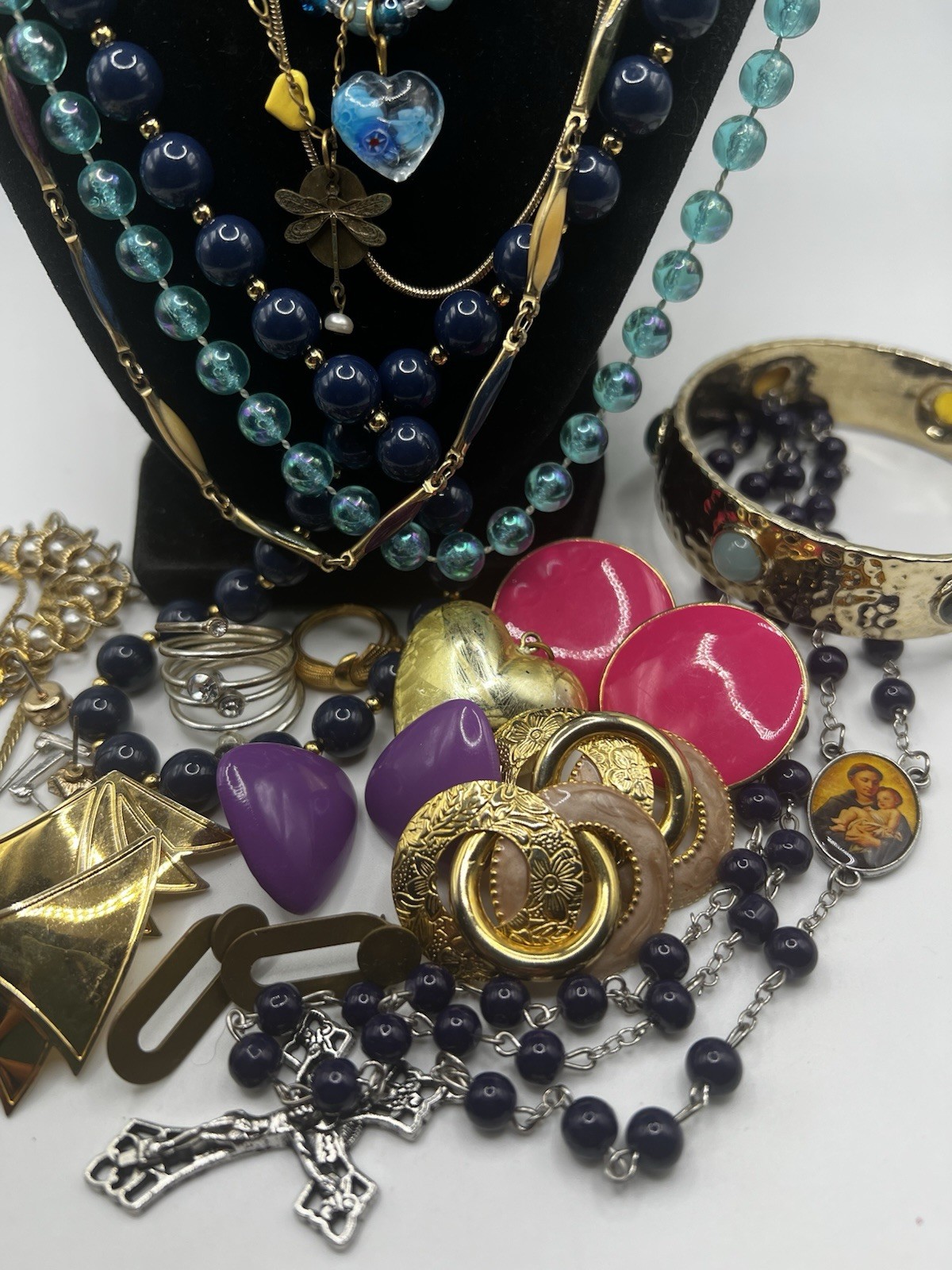22 Piece Jewelry Lot VTG To Now Mostly VTG Gold Filled Monet Art Glass Avon