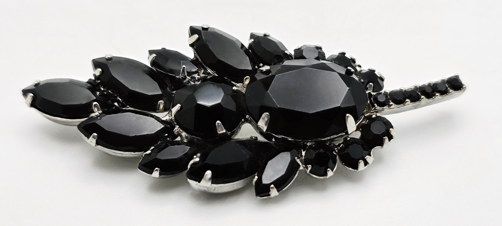 Vintage Juliana DeLizza and Elster Jet Black Rhinestone Brooch