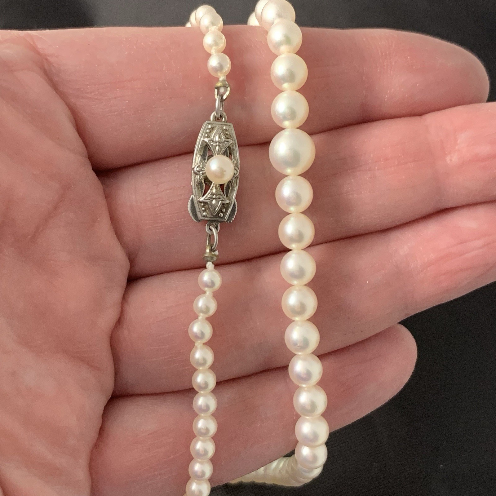 Mikimoto Akoya Pearl Necklace Strand Graduated Hi Luster VTG Japan Silver 18”