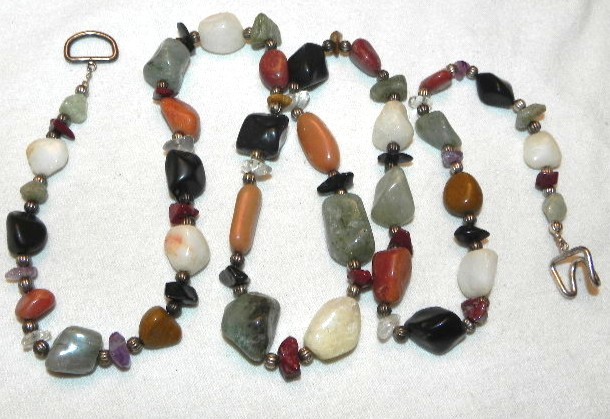 Vintage Natural Polished Agate Quartz Amethyst Stone Bead 30.5″ Necklace Boho