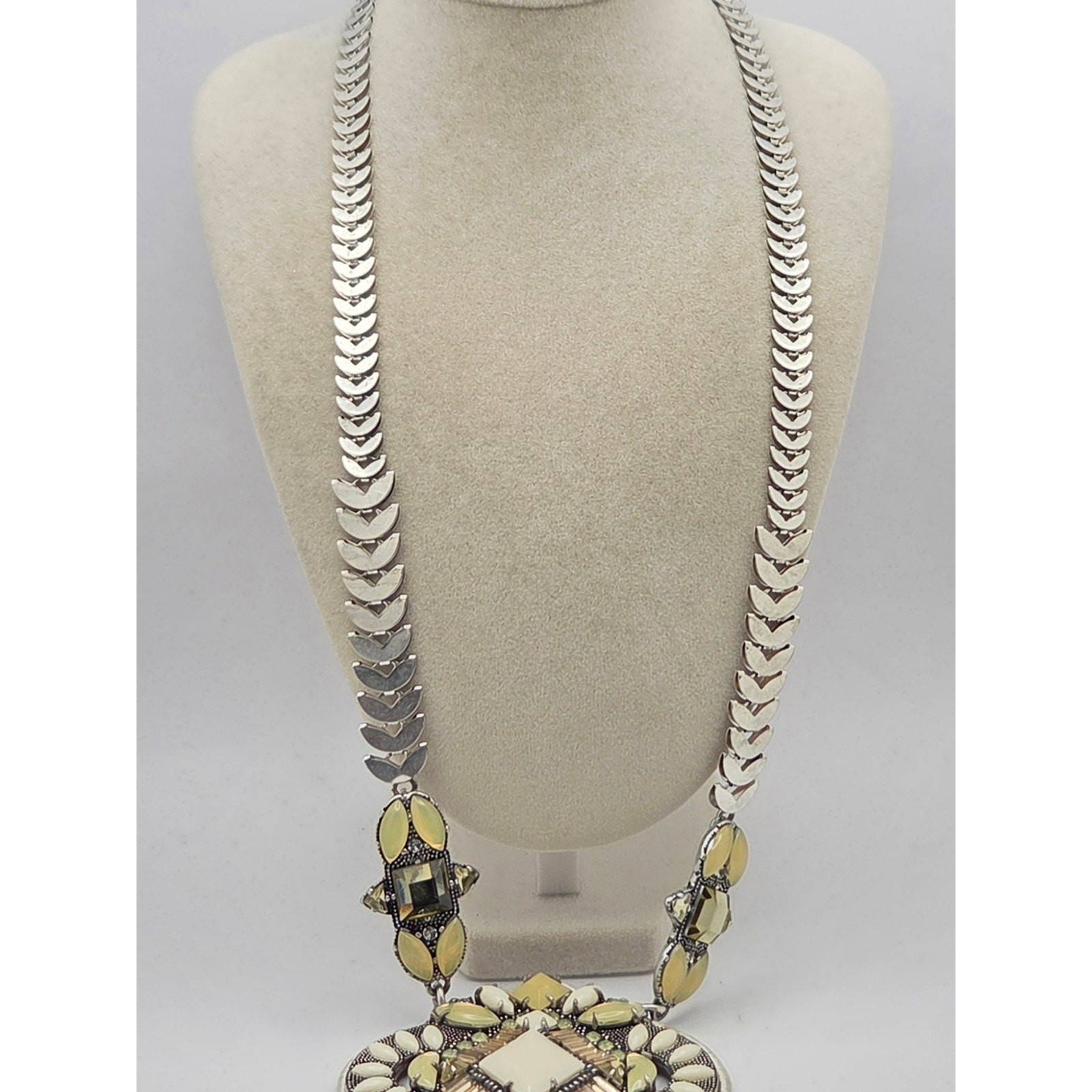 Stella & Dot Statement Necklace Mixed Media Pendant Silver Tone Yellow Cream 24″
