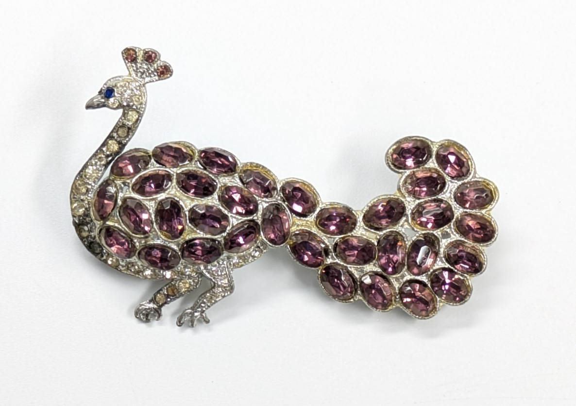 VTG Pot Metal Silver Tone Purple Glass Paste Stone Statement Peacock Brooch Pin
