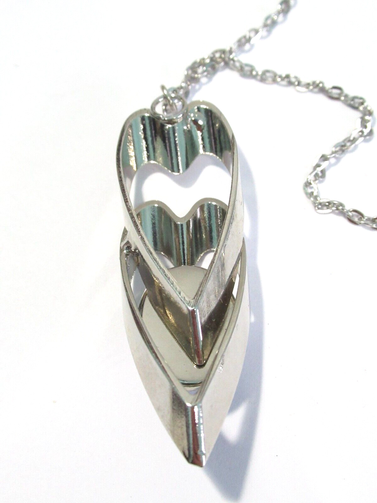 SILVER TONE DOUBLE HEART WITH CAMEO BLUE WHITE VINTAGE PENDANT NECKLACE