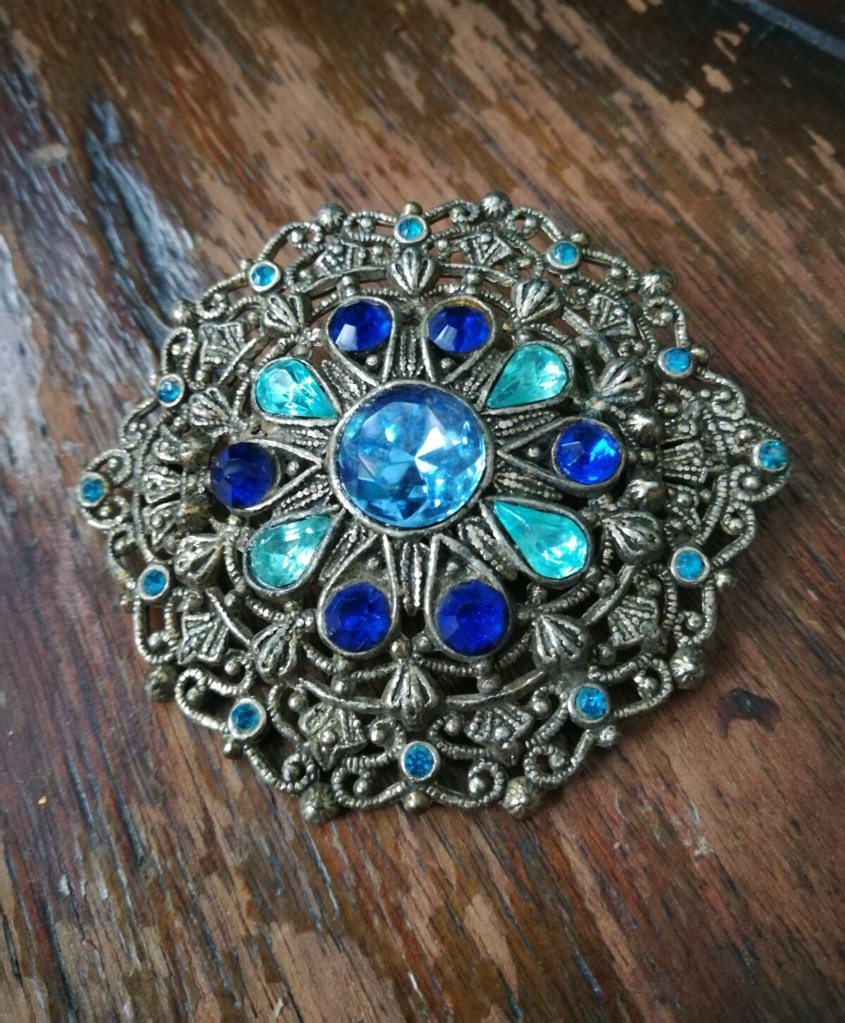 New England Glass Works Antique Brooch Pin Shades of Blue Rhinestones Filigree