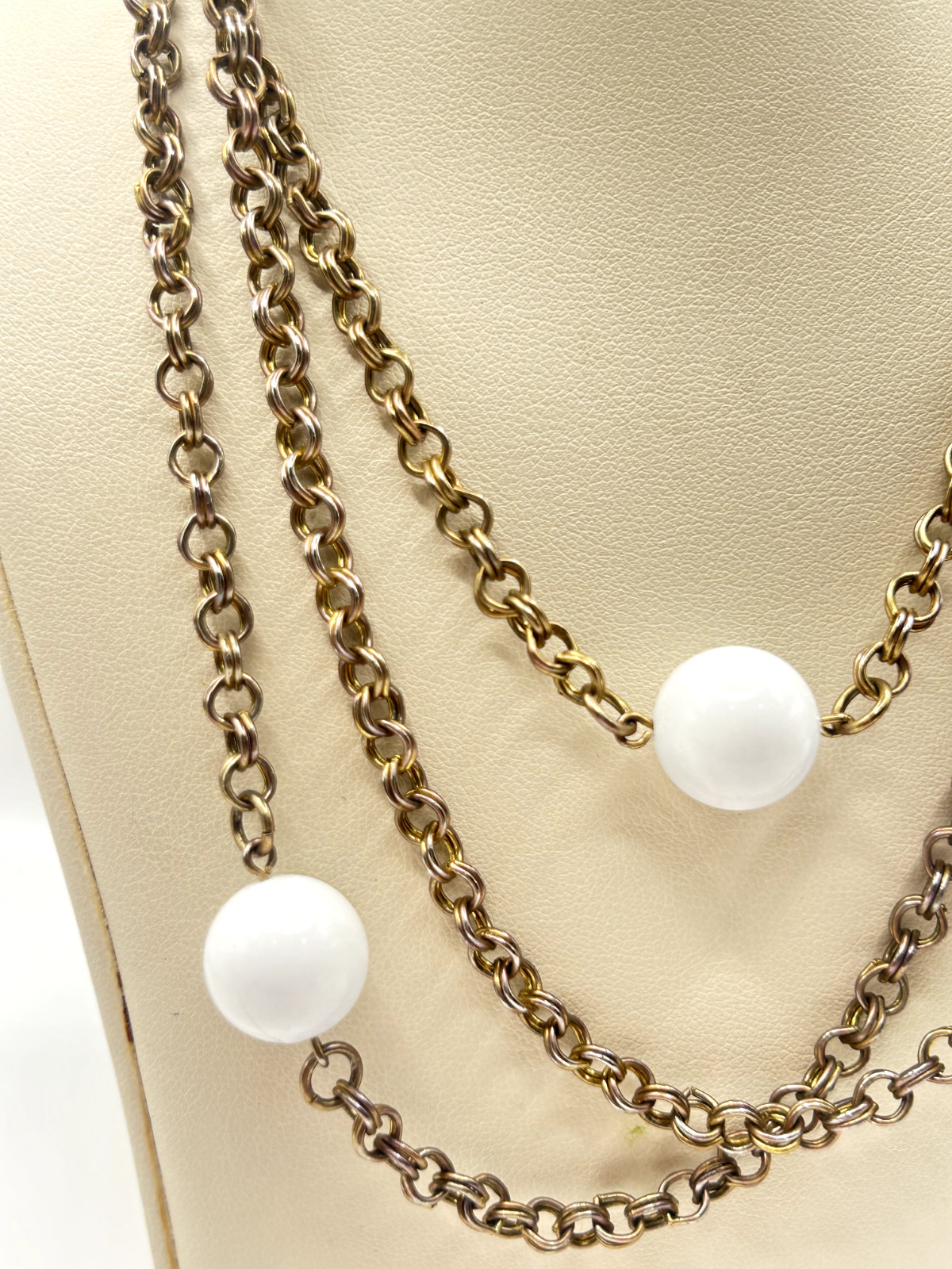 Vintage Silver Tone With White Bead Necklace