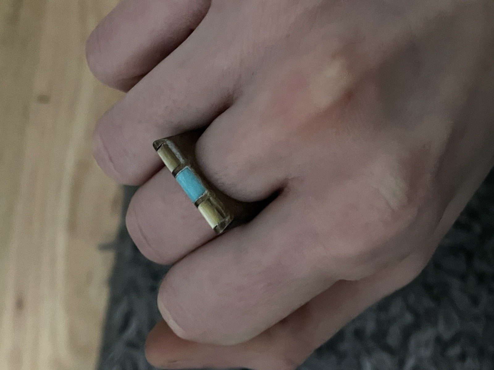Turquoise & Shell/Stone Inlay Modernist Band Ring Unmarked Silver Tone Size 5.5