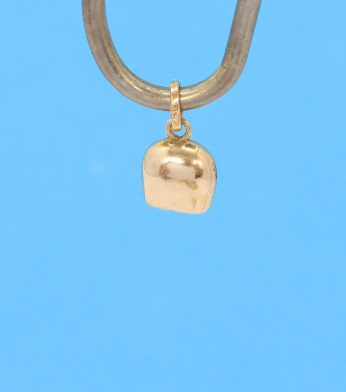 Vintage 18k Yellow Gold Cow Bell 5/8″ Pendant Charm Engraved