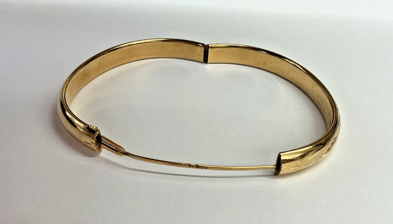 VTG 14k Gold Engraved Bangle Bracelet Monogram Signed RINE Jewelry 9g R757S-DsVa
