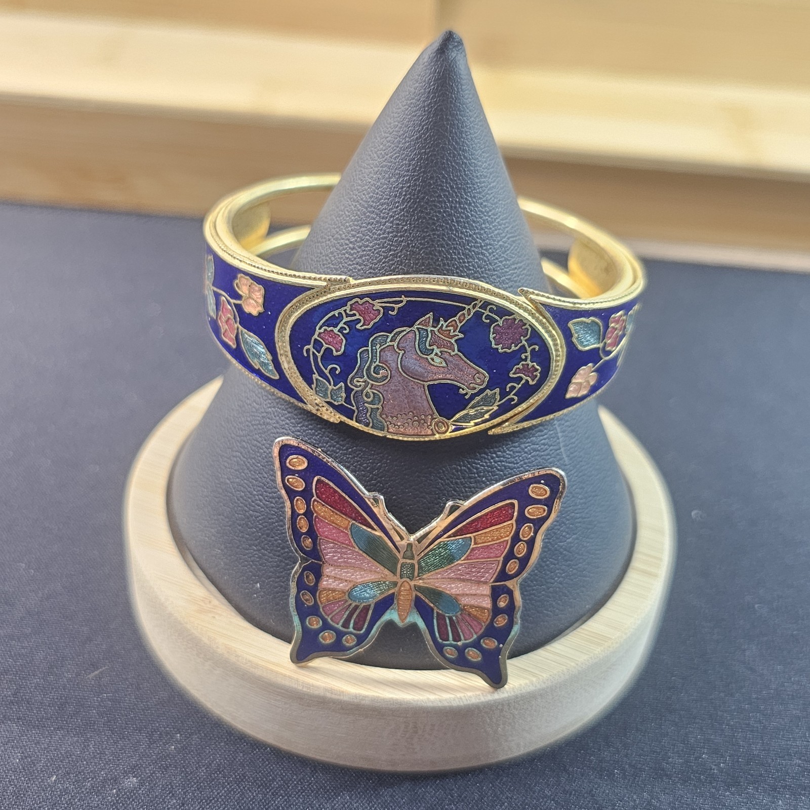 Vintage Unicorn Cloisonne Enamel Cuff Bracelet Gold Tone Clamper Hinged/Butterfl
