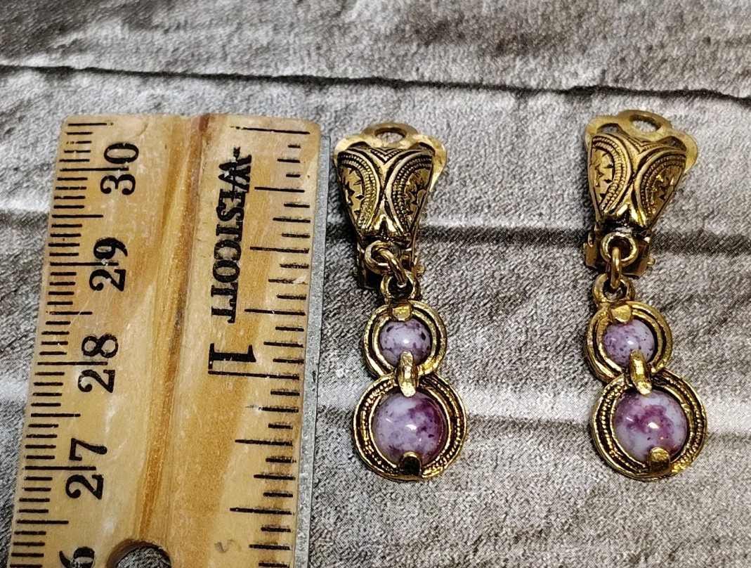 Vintage Gold-Tone Engraved Metal Black Outline With Two Purple Stones