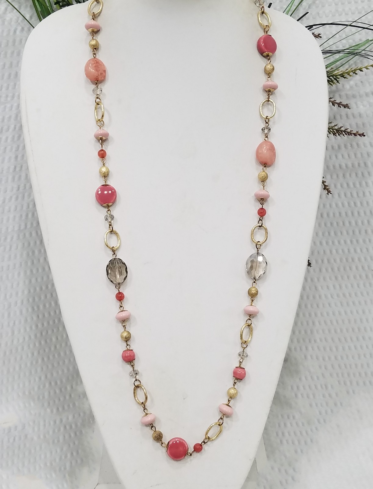 Vintage Boho Pink Peach & Rose Smoky Crystal Gold Tone Rosary Style 40″ Necklace