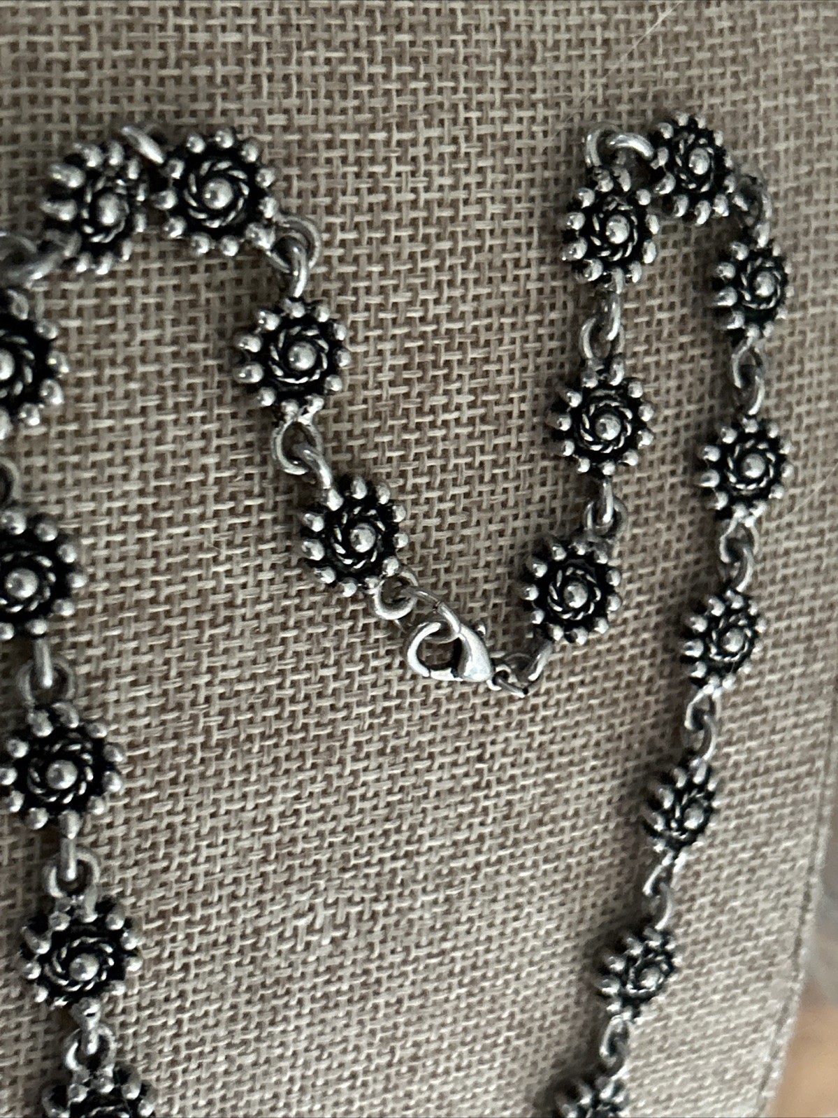 Vintage Boho Sunflower Floral Flower Link Bali Style Silver Necklace Unique 18”