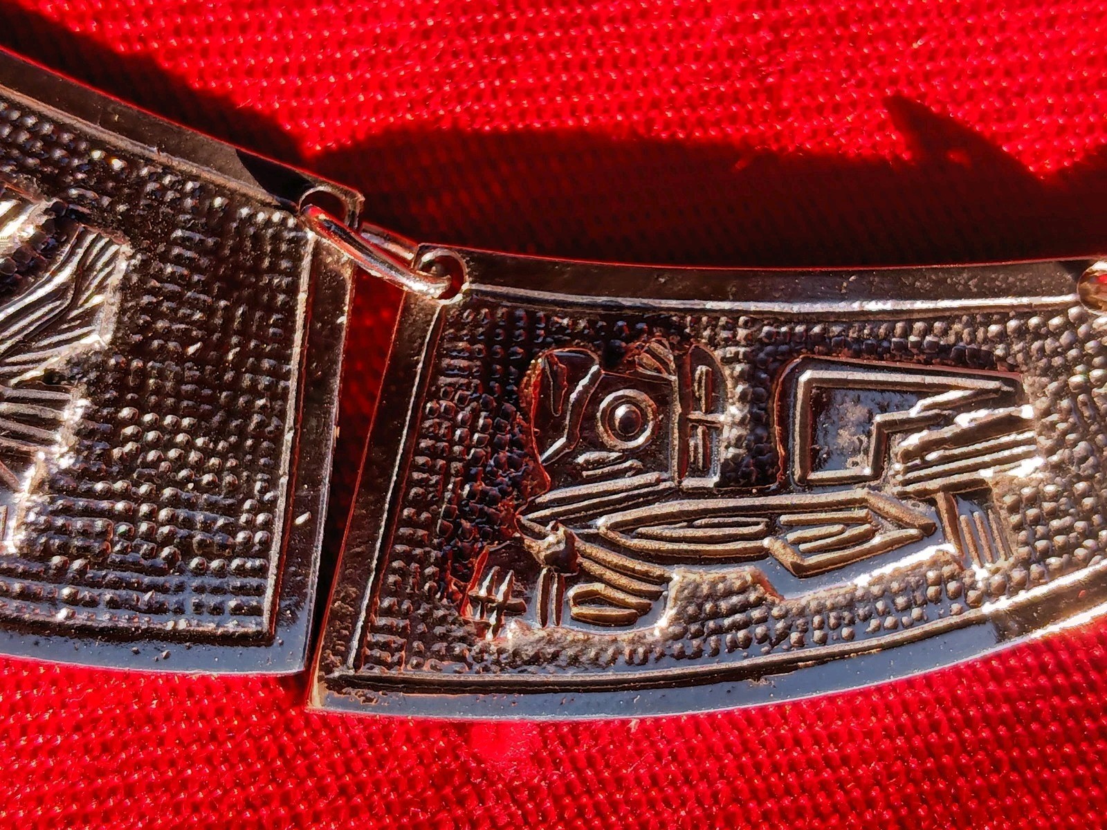 Large 64g 900 Silver Inca Dangle Pendant Necklace Handcrafted Tribal Pattern.
