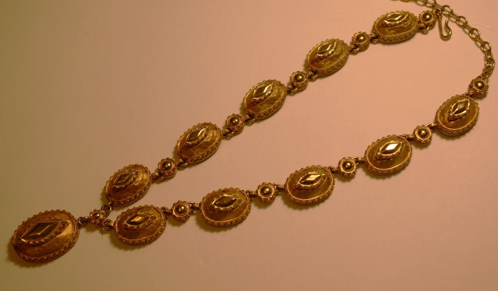 Vintage Hattie Carnegie Signed Gold Tone Collar Necklace