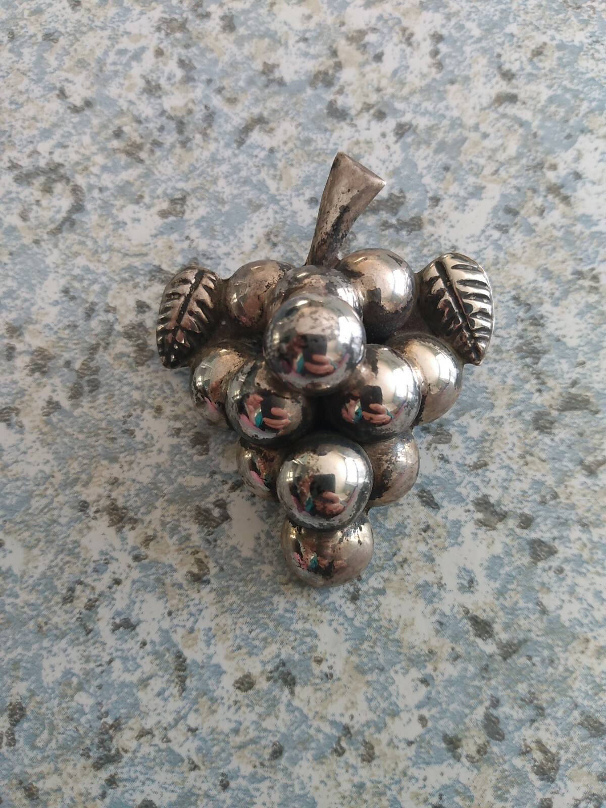 VTG Sterling Silver – MEXICO NSH Bunch of Grapes Puffy Brooch Pin – 6g