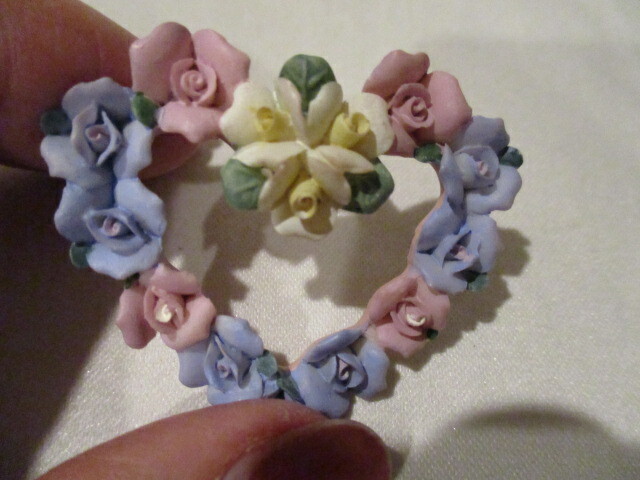 AVON Hearts & Flowers Brooch Genuine Porcelain in Variety of Pastel Colors 1998