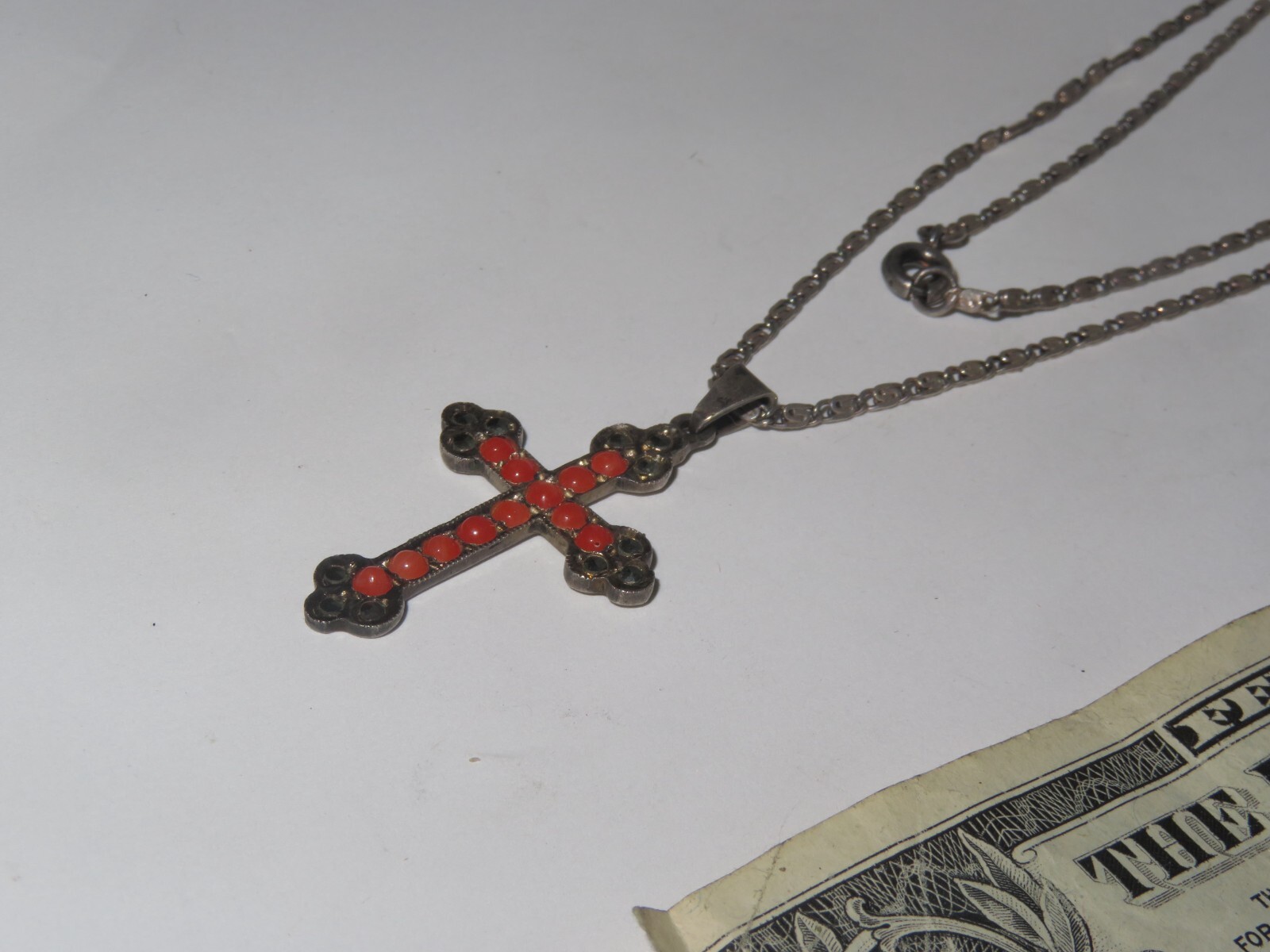 900 Silver Coral & Marcasite Cross Pendant & Sterling Silver Chain (4V)