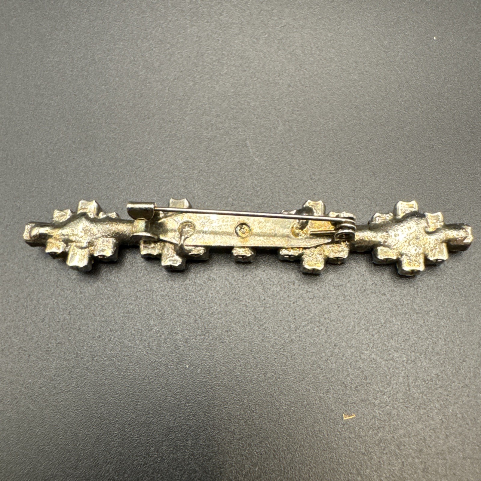 Vintage 1940s Long Ice Rhinestone Geometric Bar Pin 7.3cm Silver Tone C Clasp