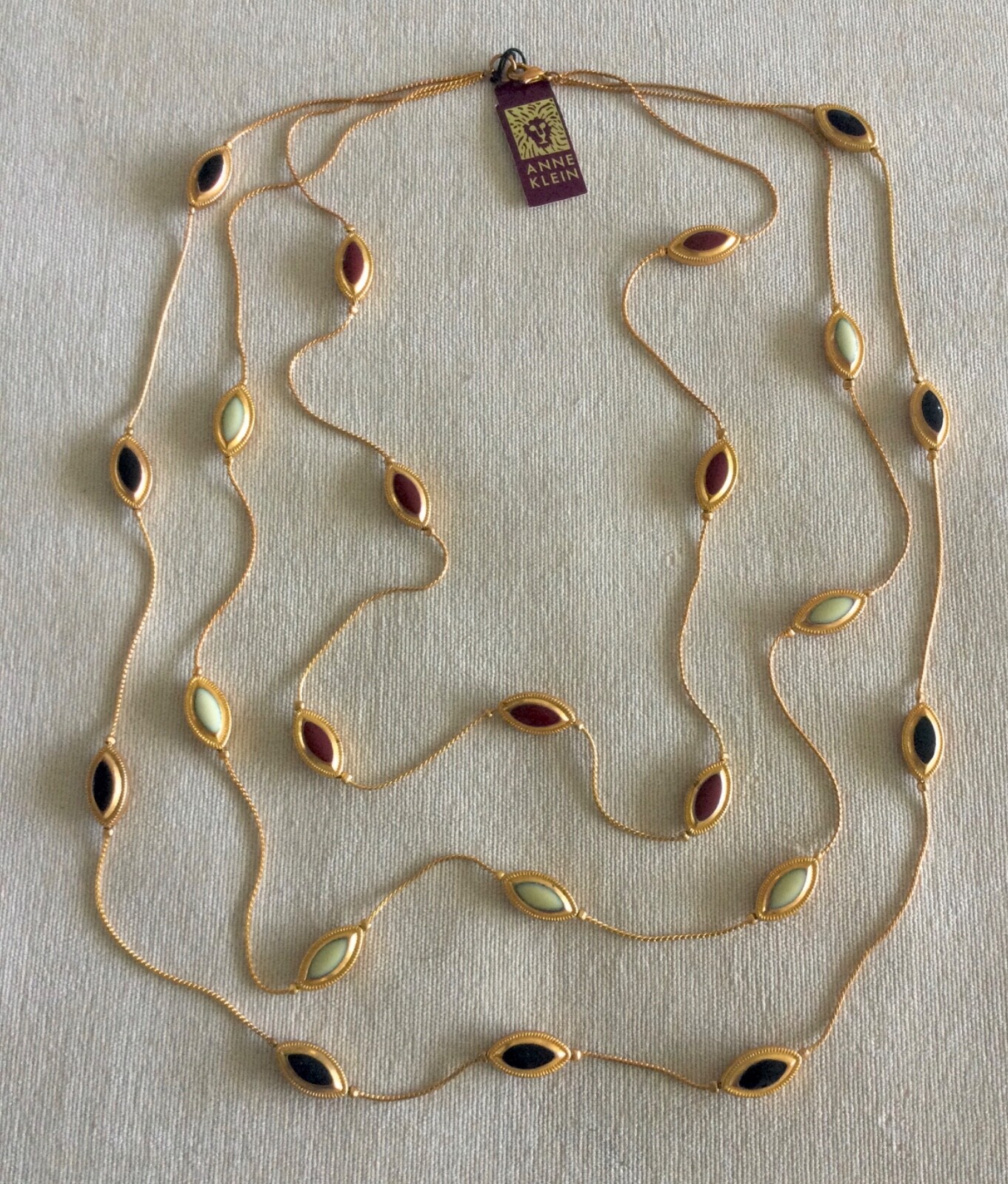 ANNE KLEIN VINTAGE MOGUL POURED ENAMEL TRIPLE CHAIN COUTURE NECKLACE GOLD METAL