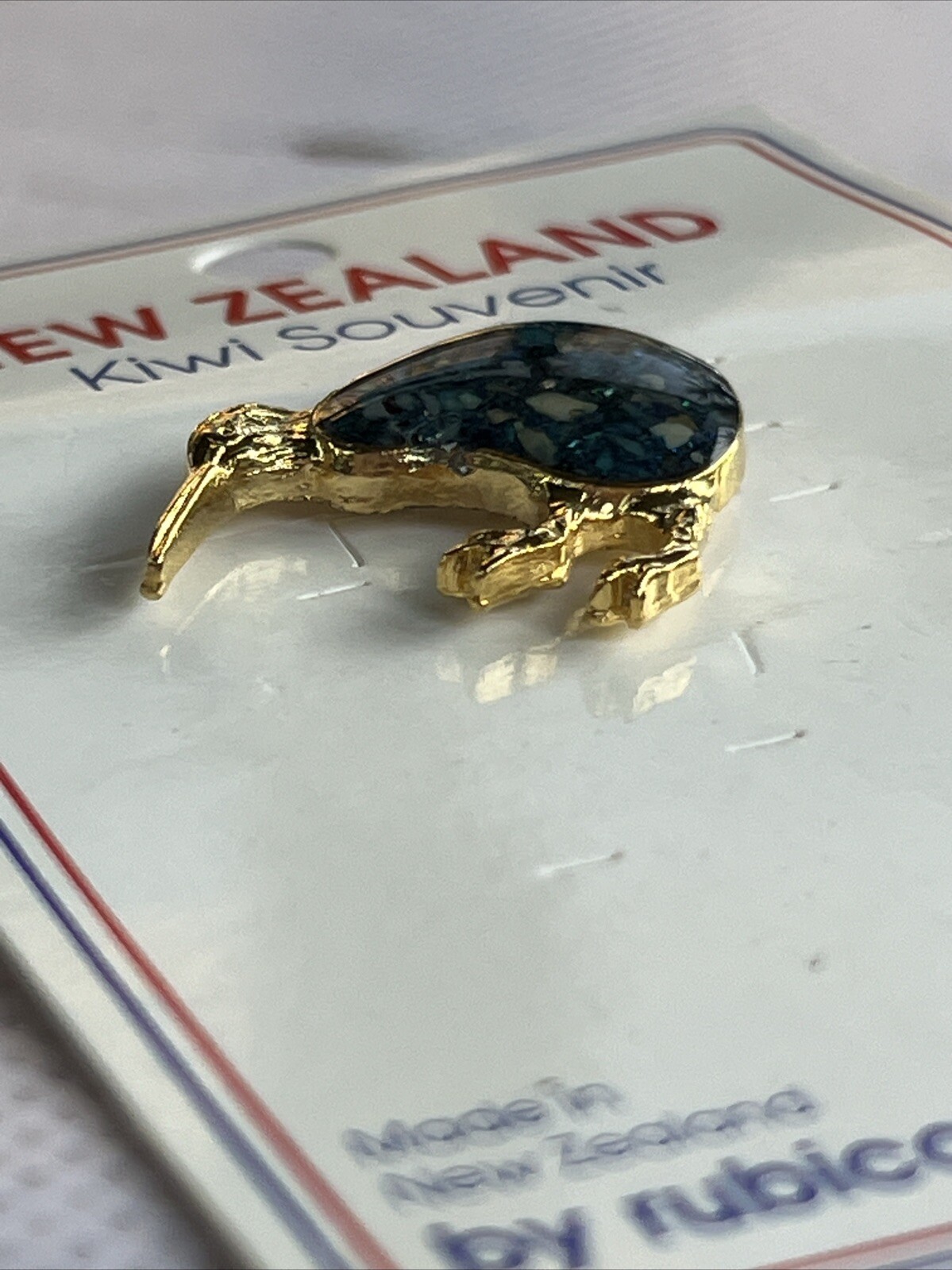 Vintage New Zealand Paua Abalone Shell Tiny Petite Kiwi Bird Brooch Or Pin