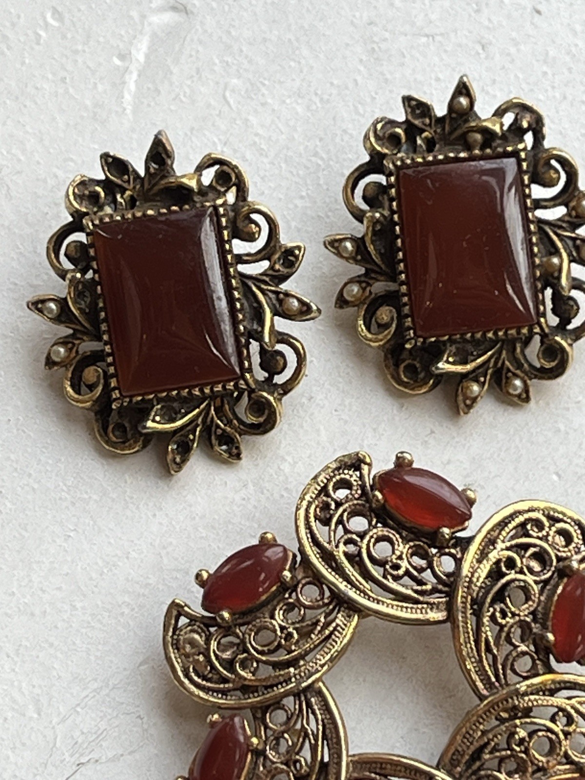 Vintage Carnelian Cabochon ART Clip On Earrings TACOA Brooch And Necklace Set
