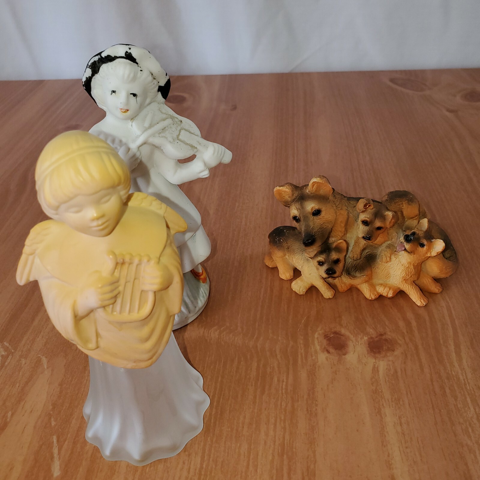 3 unmarked figurine angel Dogs not sure what made of … Victorian Girl Vintage