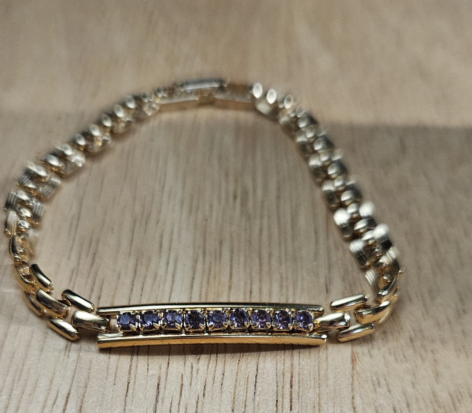 VTG AVON Faux Amethyst Tennis Bracelet Small