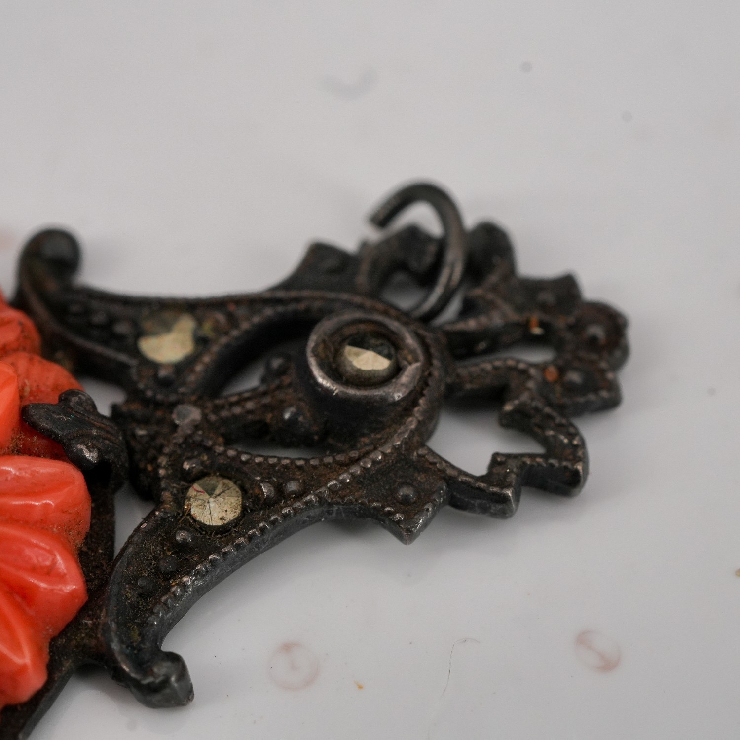 3.9g Czech Art Deco Coral Glass Floral Marcasite 925 Sterling Pendant 1.25in