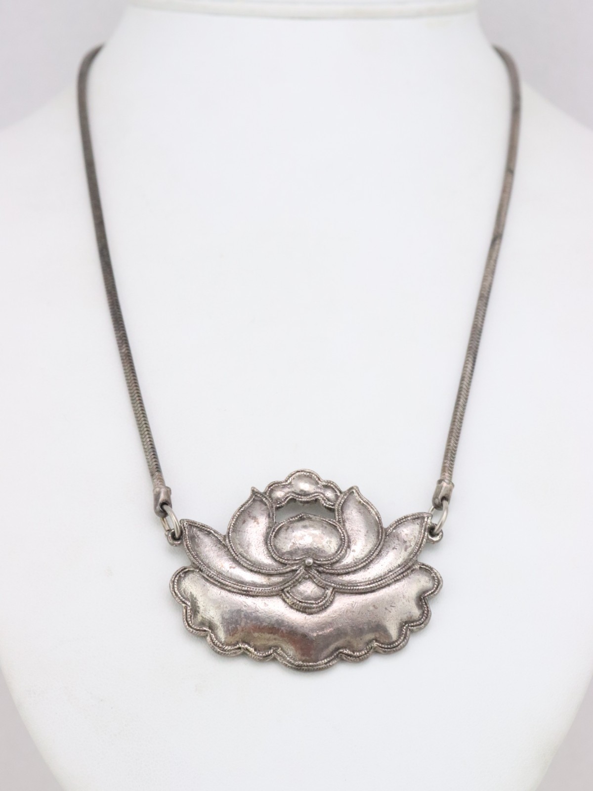 20″ Vintage Alva Museum Replicas Lotus Flower Necklace Antique Silver Tone