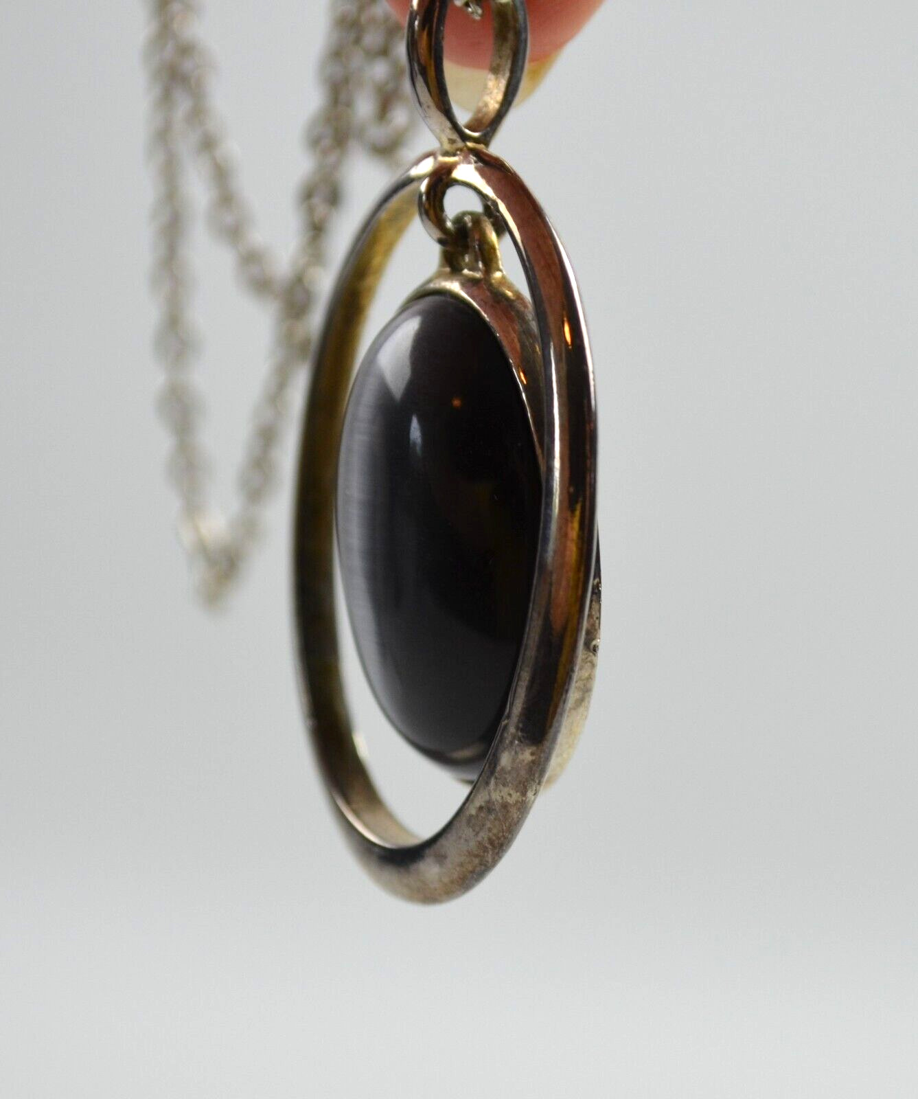 Vintage Silver Toned Metal Necklace and Oval Pendant w/ Dangling Gray Stone 12″