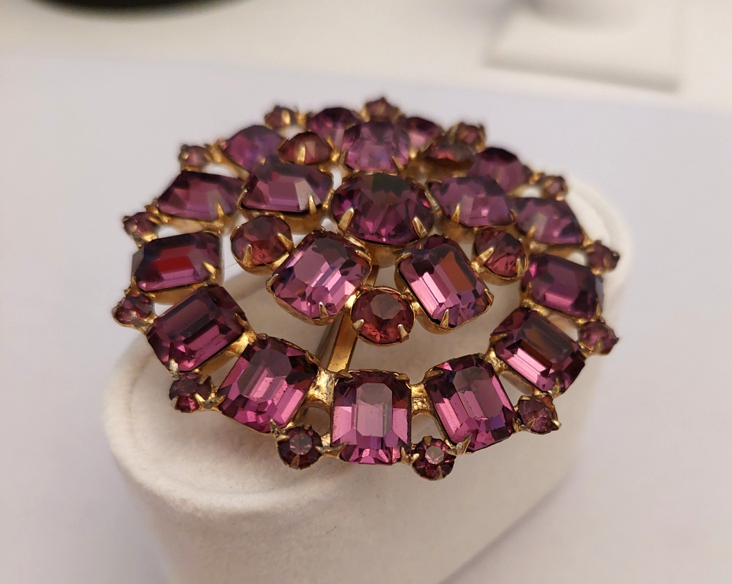 Vintage Weiss 2 1/2 Inch Purple Lavendar Brooch – Georgeous!!