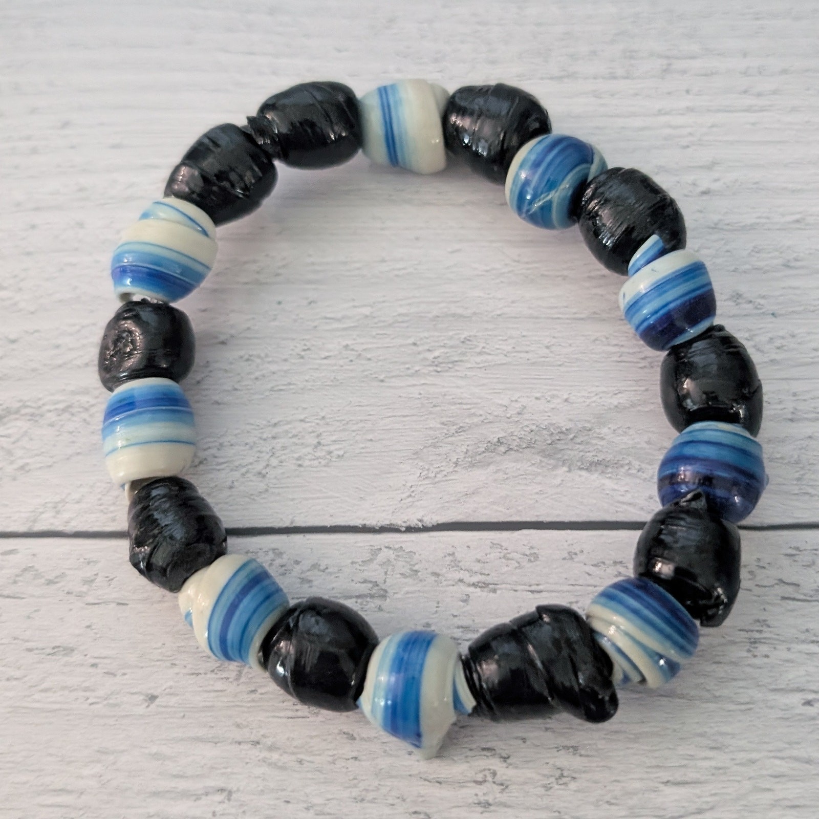 Vintage Stretch Bracelet – Blue, Cream, Black Tones
