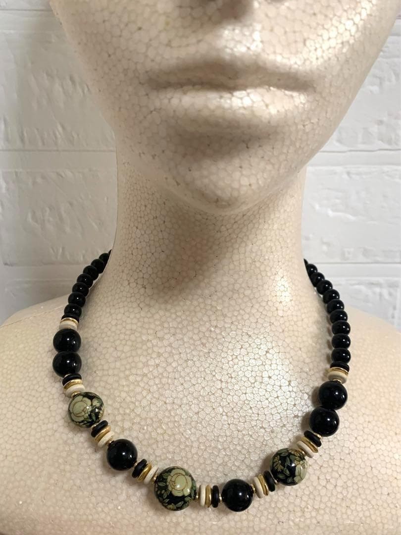 Vintage Cloisonné Enamel Floral Necklace Black Beads 45cm