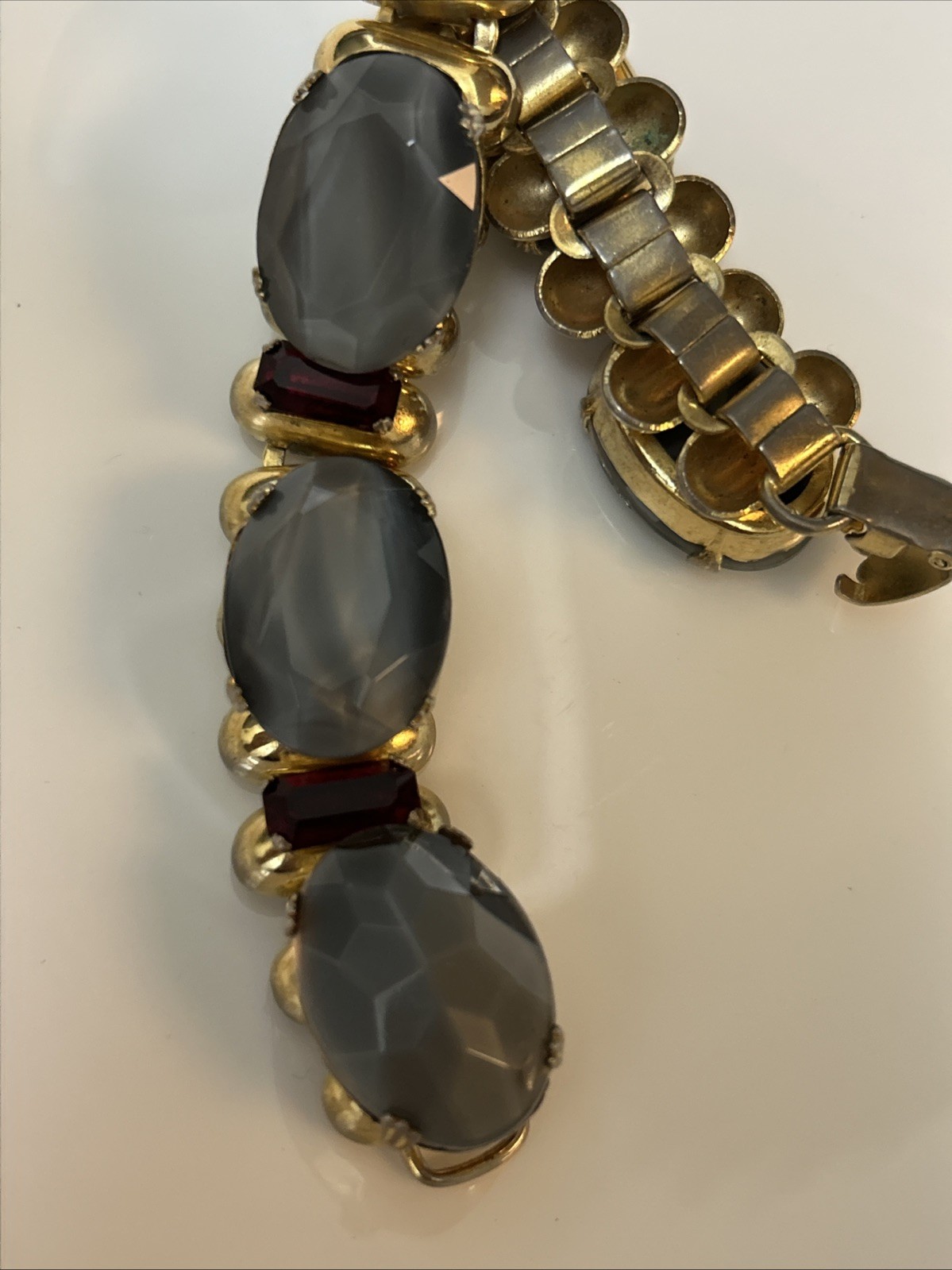 Juliana Delizza & Elster Grey And Red Rhinestone Bracelet Gold Tone Metal