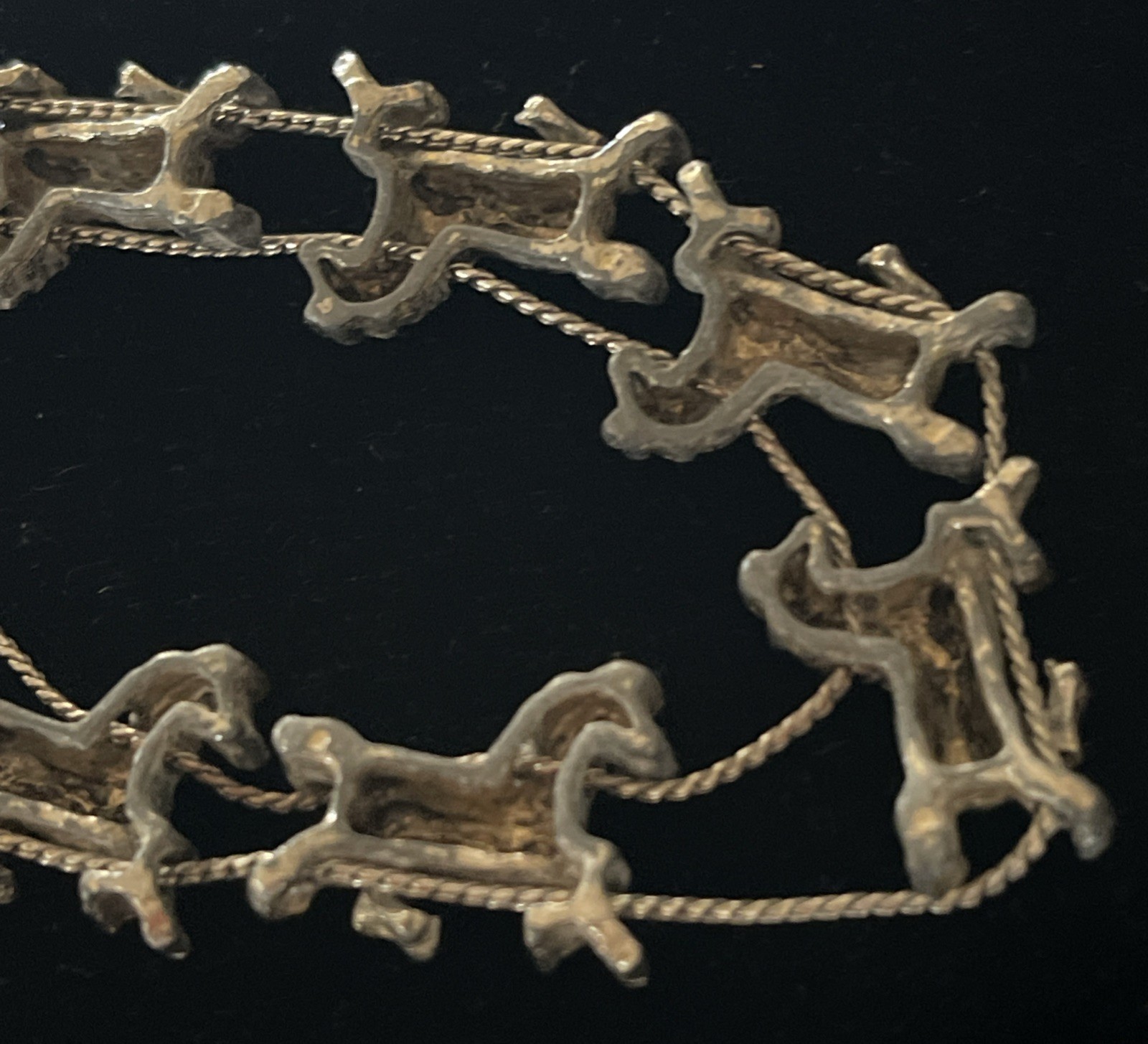 Vintage Cantering Horses Slide Bracelet – Solver Tone Equestrian Charm Jewelry
