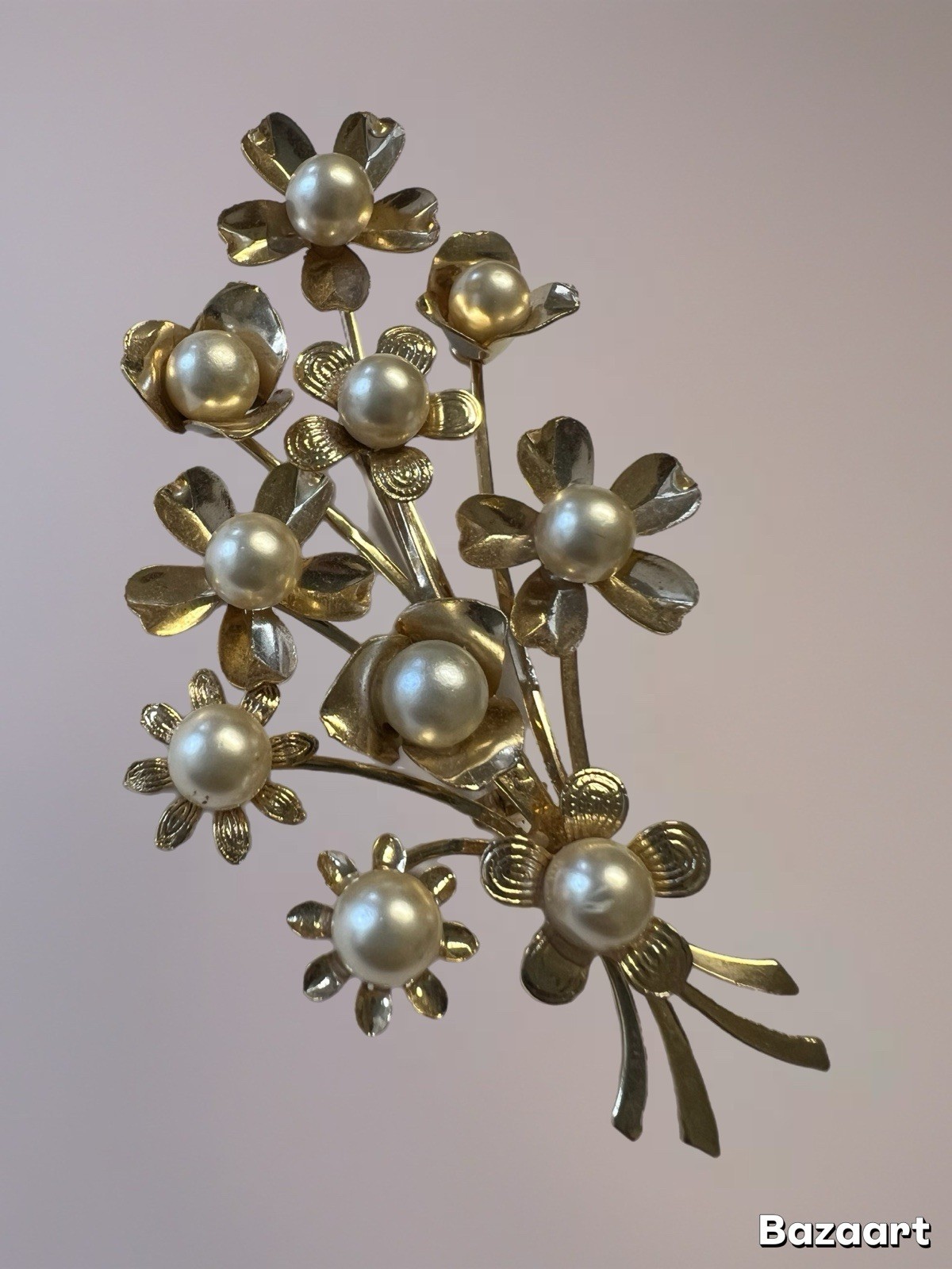 Vtg Statement Gold Tone Faux-Pearl Center Flowers Floral Bouquet Brooch Pin