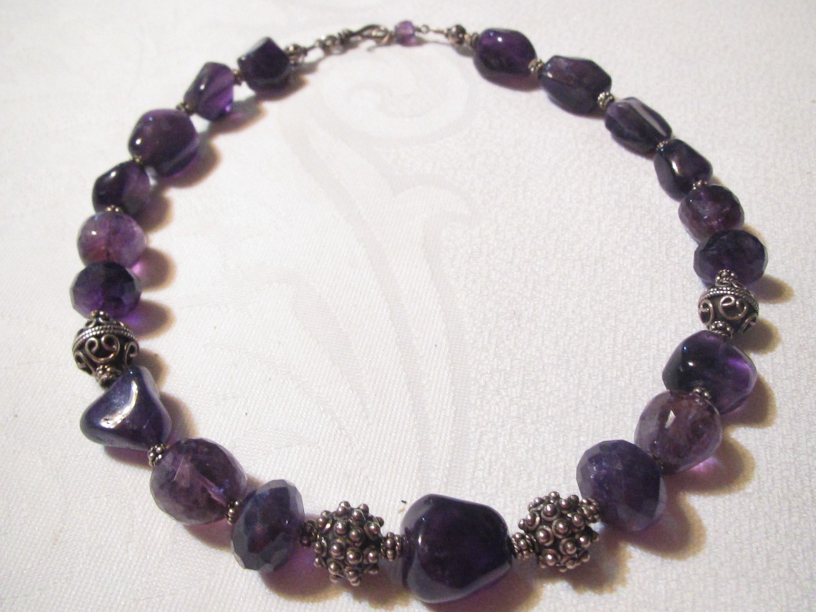 BEAUTIFUL 18″ VINTAGE ARTISAN STERLING SILVER CHUNKY AMETHYST BEAD NECKLACE