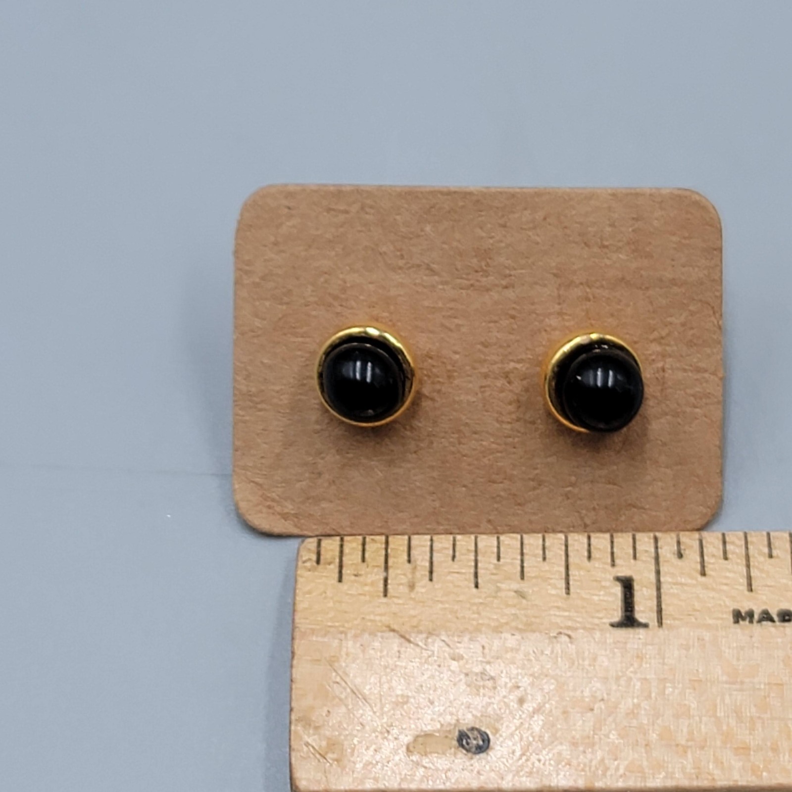 Vintage Studs Pierced Earrings Black Bead Gold tone 1/4 in