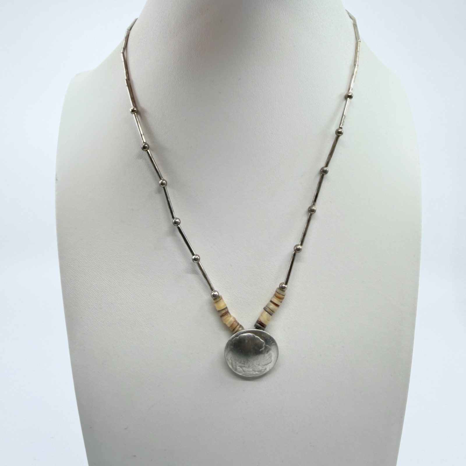 VTG Southwestern Buffalo Nickel Coin Pendant Necklace Liquid Silver Tone Heishe