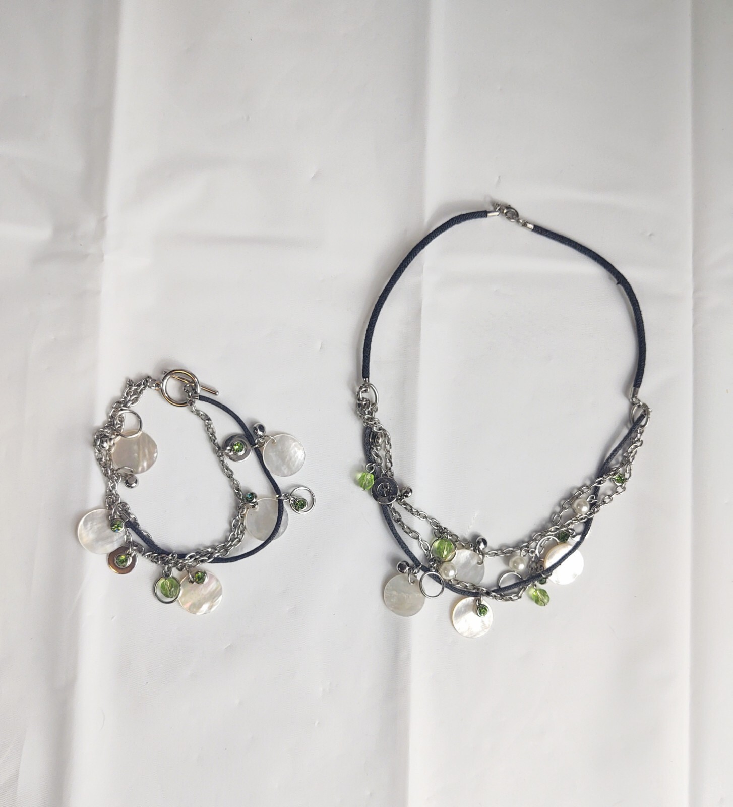 Vintage Jewelry Set Choker Necklace And Bracelet Silver Tone Shells Green Beads
