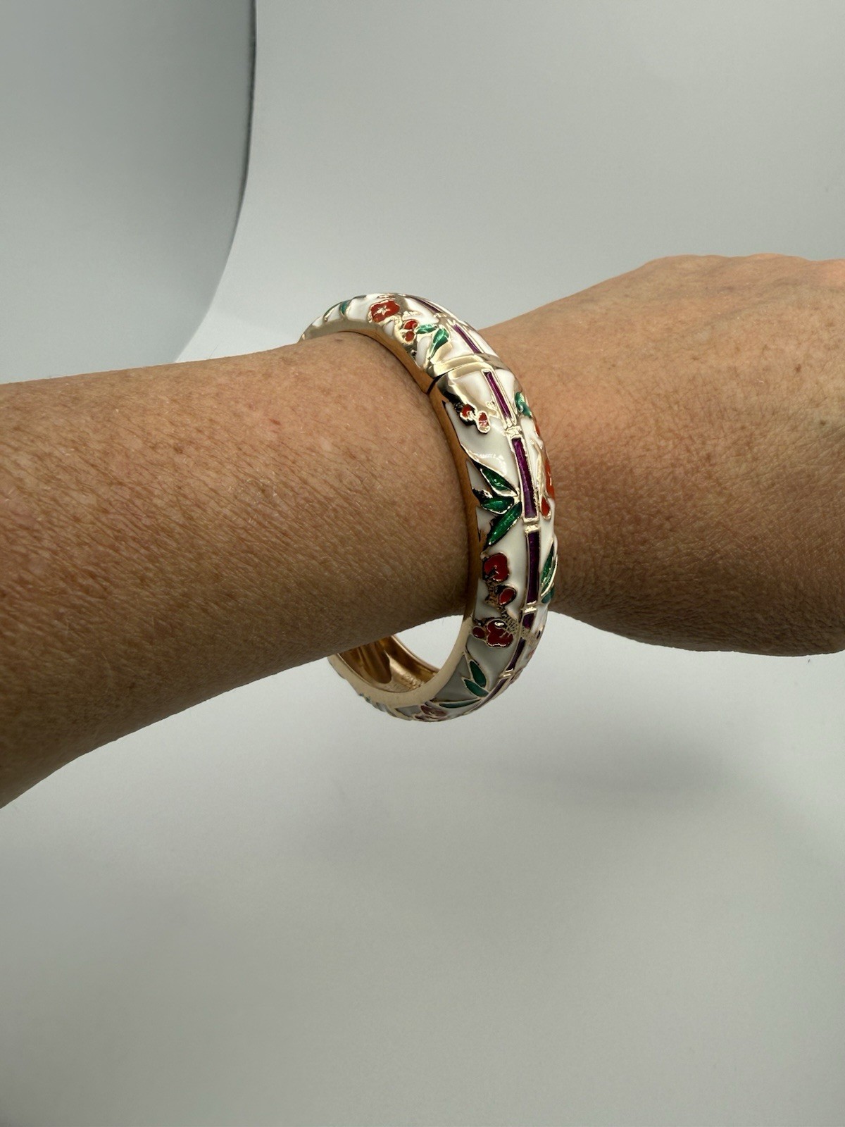 Jiu Long Xing- Red, Green, White, Purple Enamel Hinged Bangle Bracelet- Signed