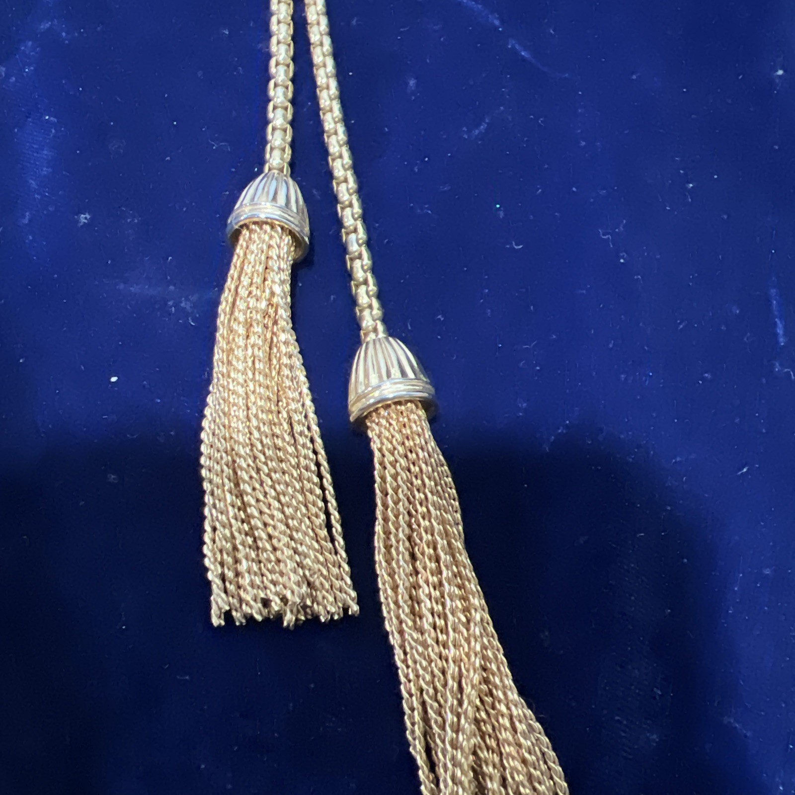 Vtg J Crew 40″ Gold Tone Ladies Tassell Necklace Popcorn Chain Style