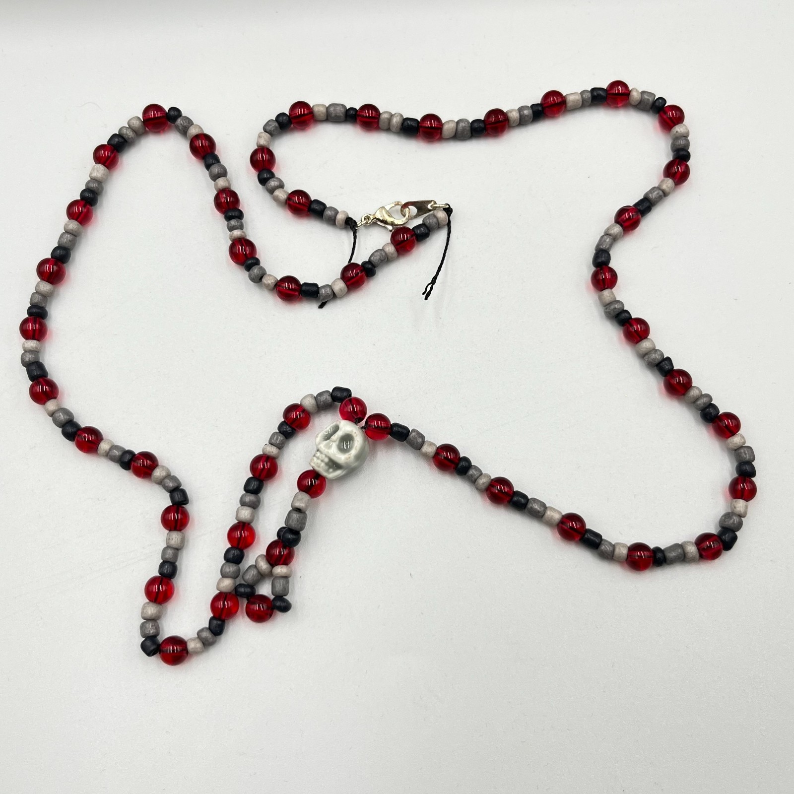 Vintage Goth Red & Black Beaded Skull Necklace Retro Grunge Alt Boho Jewelry