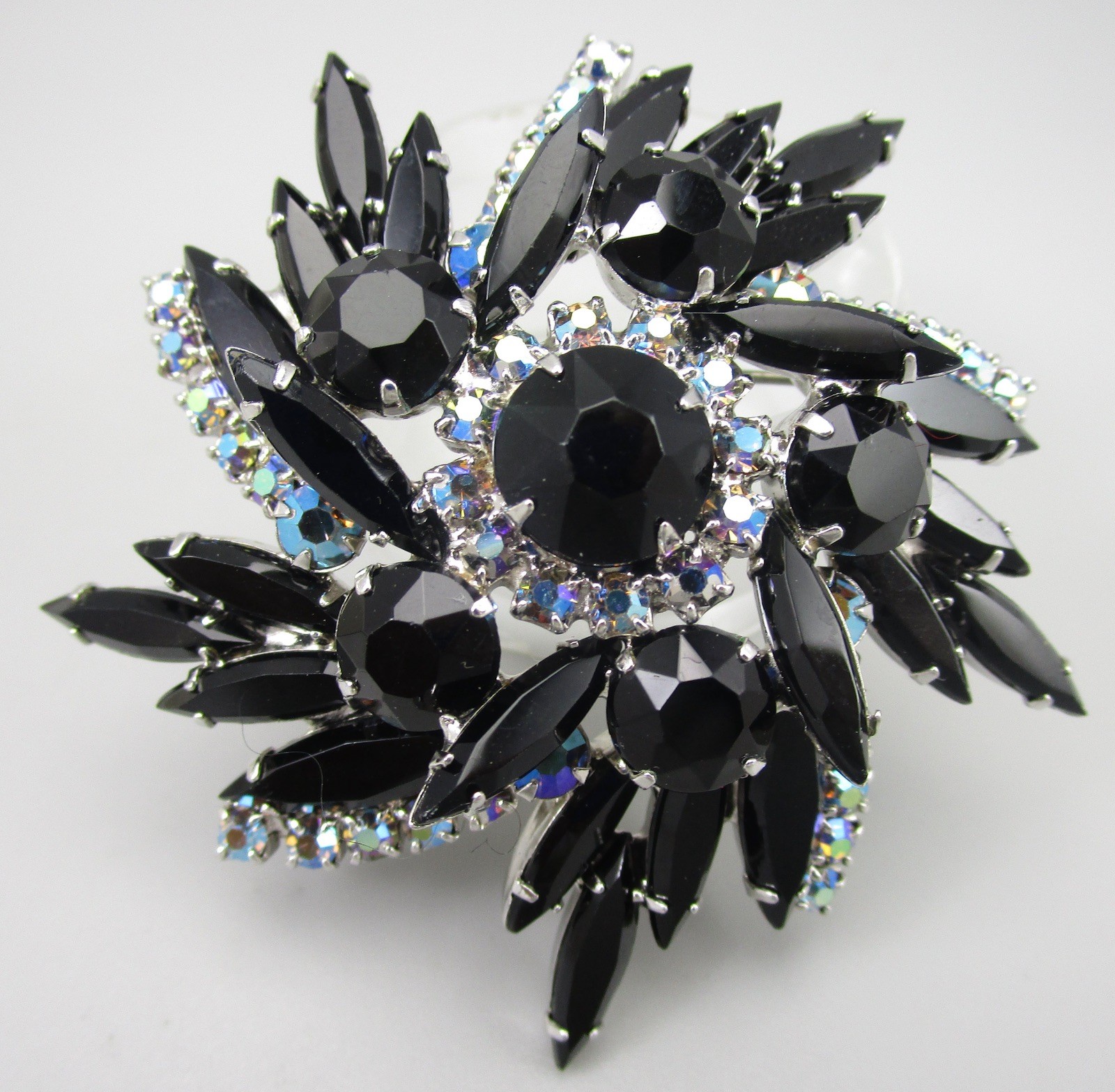 BEAUTIFUL DELIZZA & ELSTER JULIANA SILVERTONE BLACK RHINESTONE BROOCH PIN