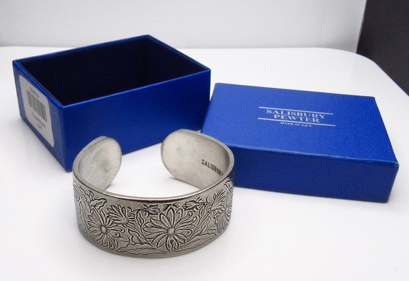 Vintage Salisbury Pewter Bracelet Floral April