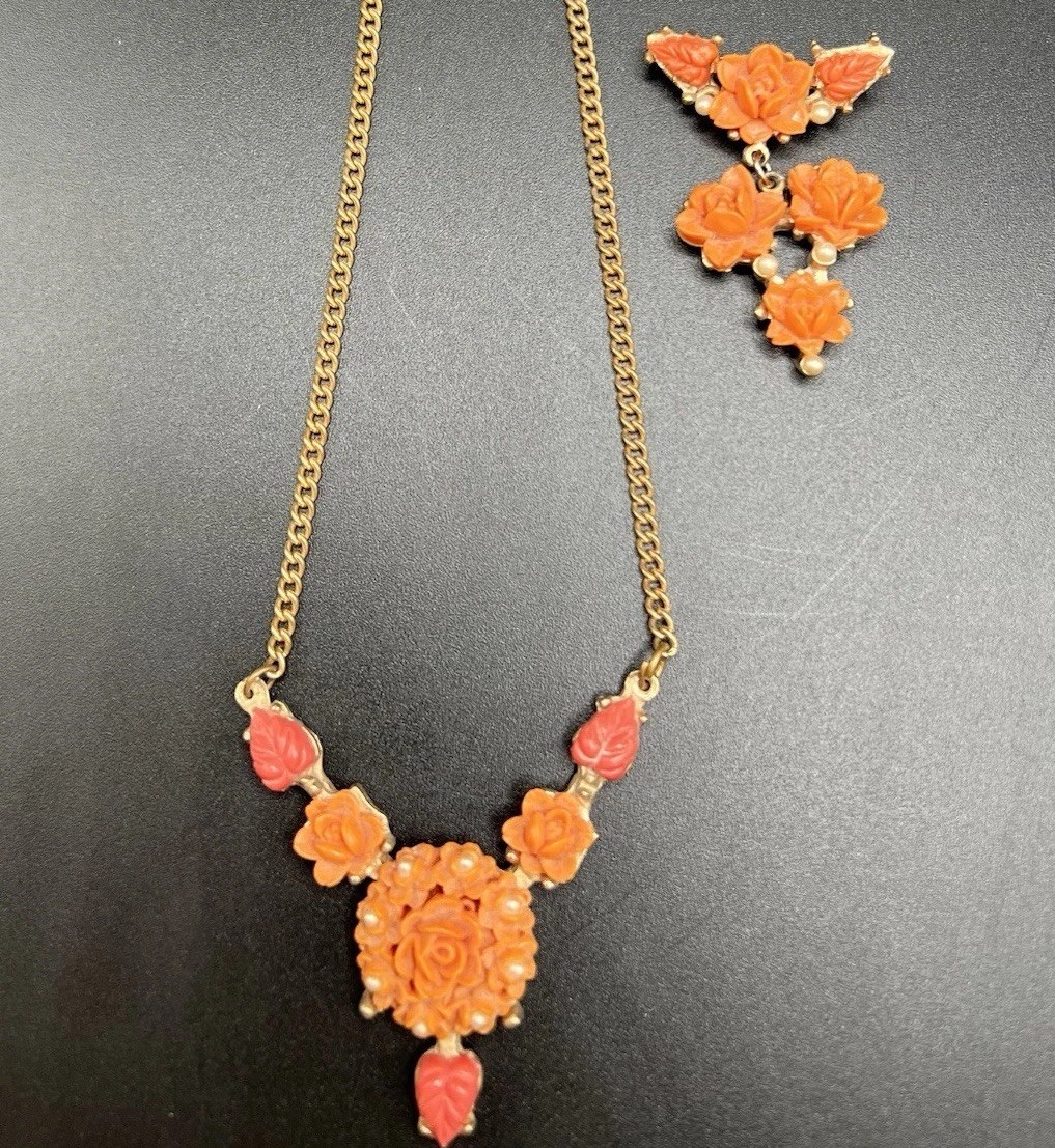 Art Deco Molded/Carved Peach Pink Floral Necklace & Matching Brooch